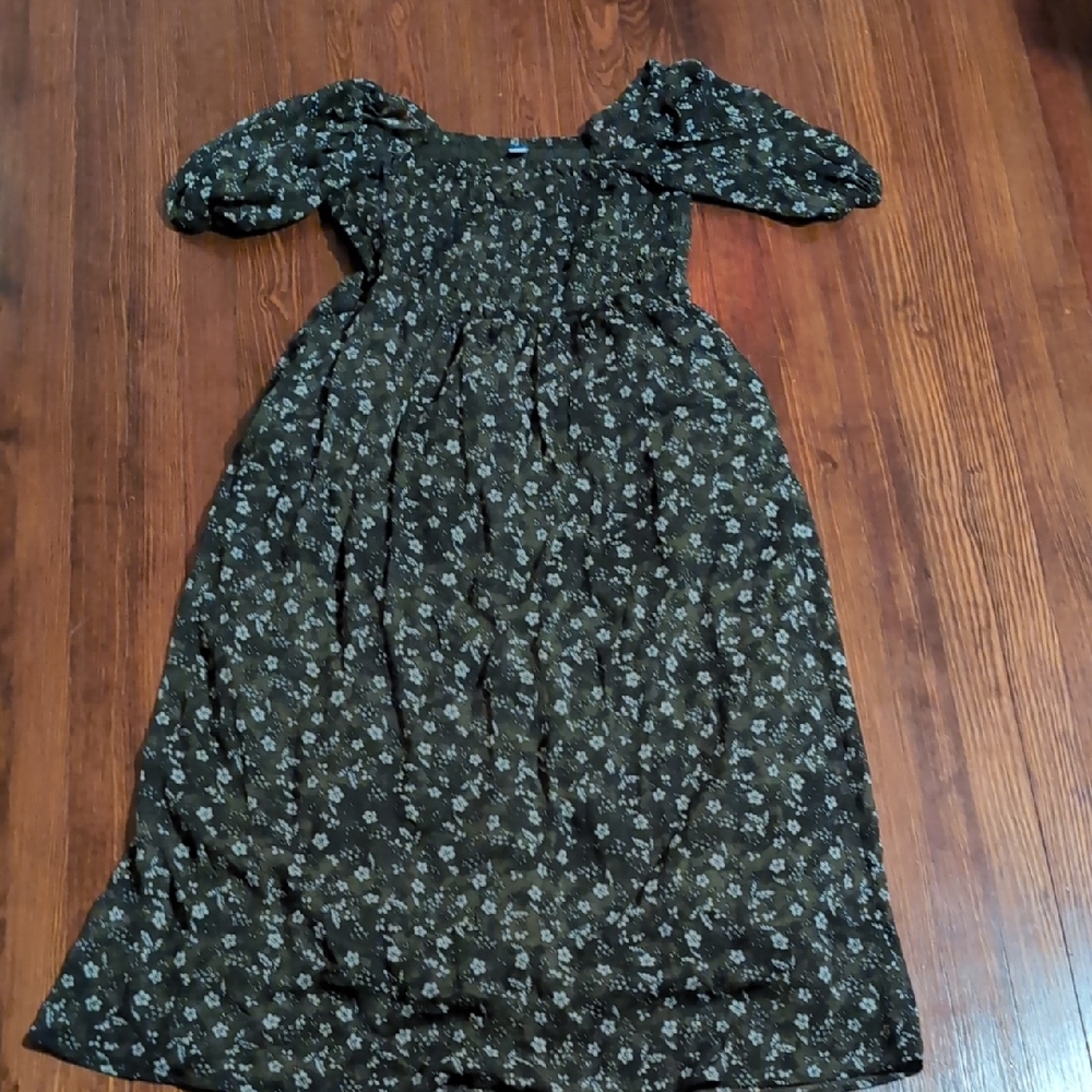 Old Navy Large Tall Midi or Maxi Dress - Olive Green with White Floral Print